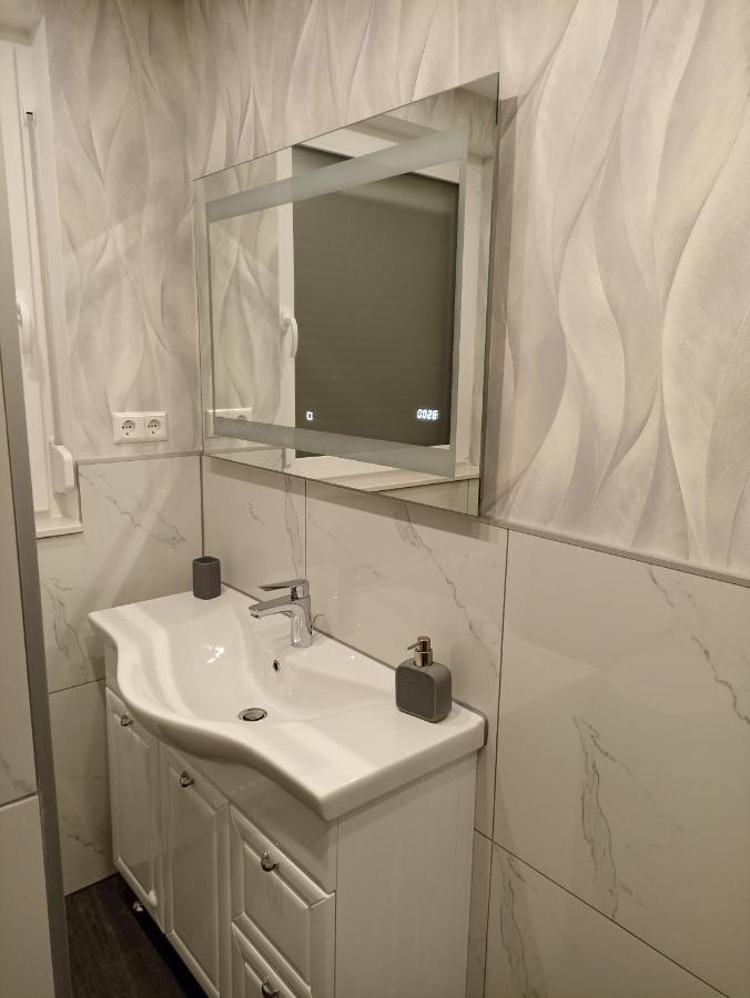 Ebs Paradies Rheinhausen Extérieur photo